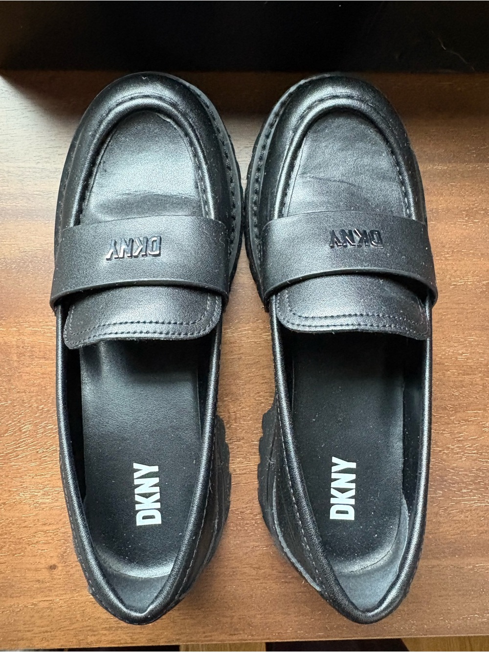 DKNY Women's Gibbous Slip-On Lug Loafers